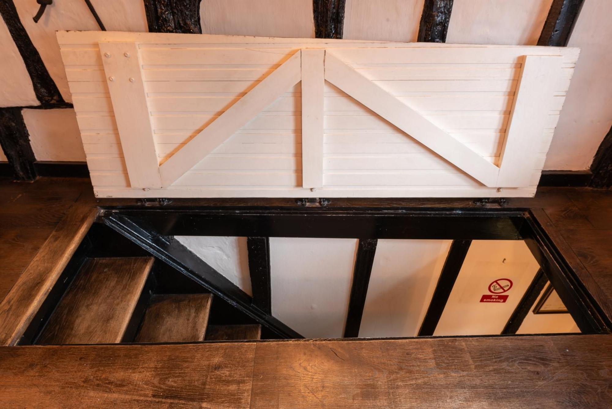 15Th Century Tiny Character Cottage-Henley Centre Henley-on-Thames Exterior foto